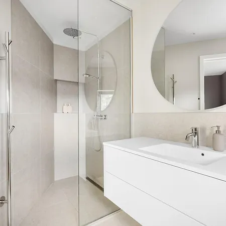 Villa Amazing View - 5 Bedrooms - New House - Modern And Exclusive *