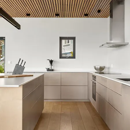 Amazing View - 5 Bedrooms - New House - Modern And Exclusive *