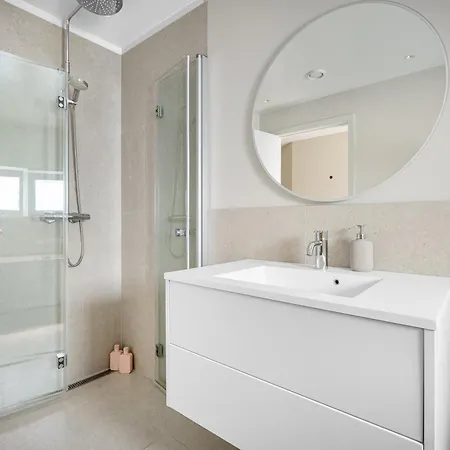 Amazing View - 5 Bedrooms - New House - Modern And Exclusive Villa *