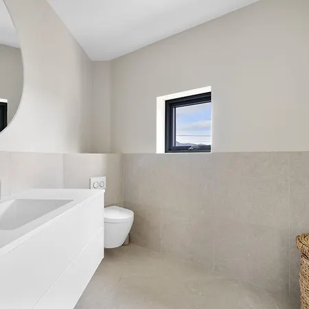 Villa Amazing View - 5 Bedrooms - New House - Modern And Exclusive *