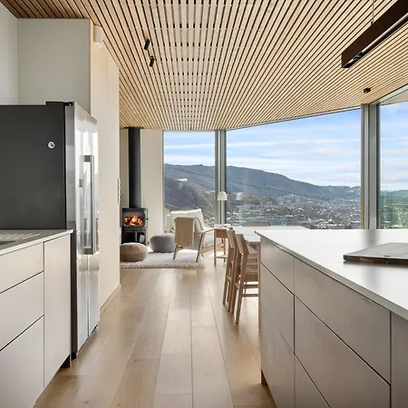 Amazing View - 5 Bedrooms - New House - Modern And Exclusive *