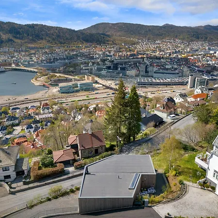 Amazing View - 5 Bedrooms - New House - Modern And Exclusive Villa Bergen