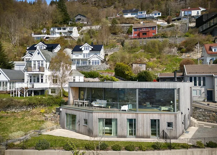 Amazing View - 5 Bedrooms - New House - Modern And Exclusive