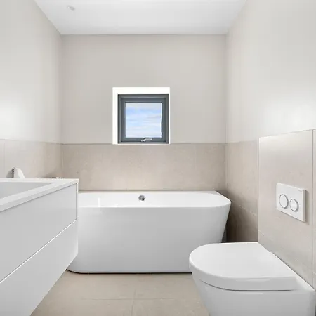 Amazing View - 5 Bedrooms - New House - Modern And Exclusive * Bergen